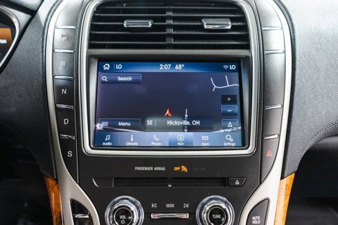 Used 2020 Lincoln Nautilus Reserve image 17