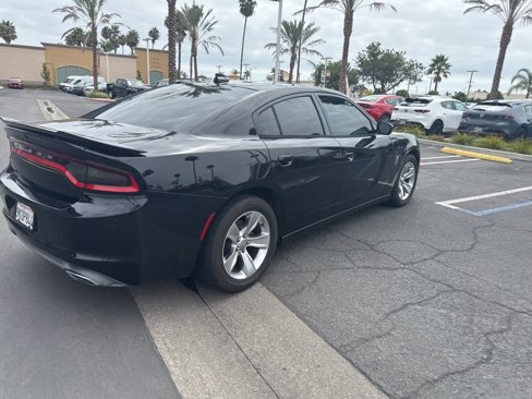 Used 2017 Dodge Charger SXT w/ Blacktop Package image 31