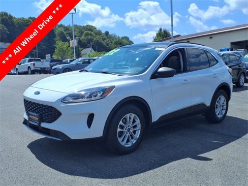 Used 2022 Ford Escape SE image 6