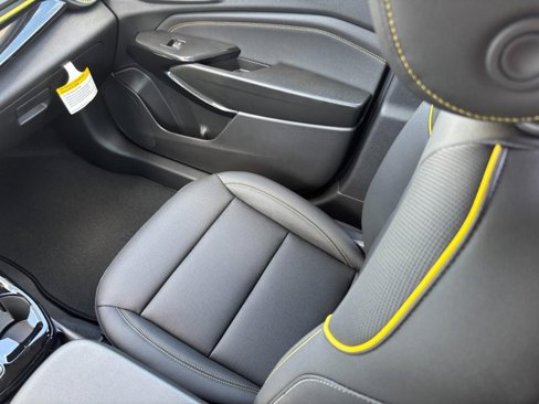 New 2025 Chevrolet Trax ACTIV w/ Driver Confidence Package image 12