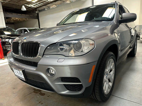 Used 2012 BMW X5 xDrive35i w/ Convenience Pkg image 6