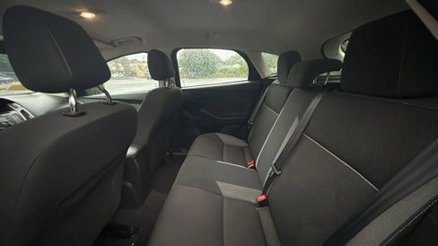 Used 2012 Ford Focus SE image 14