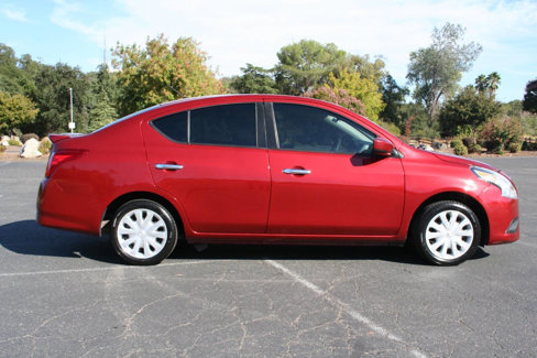 Used 2017 Nissan Versa SV image 3