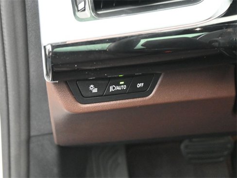 Certified 2025 BMW X2 xDrive28i image 21
