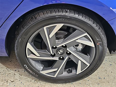 New 2025 Hyundai Elantra Sport image 31