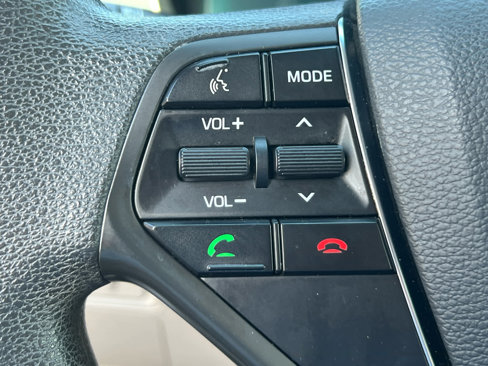 Used 2016 Hyundai Sonata SE w/ Cargo Package image 30