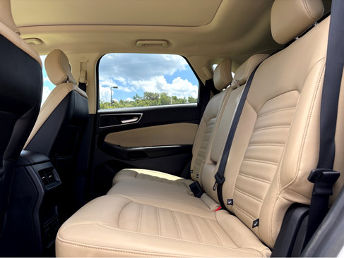 Used 2019 Ford Edge SEL w/ Equipment Group 201A image 16