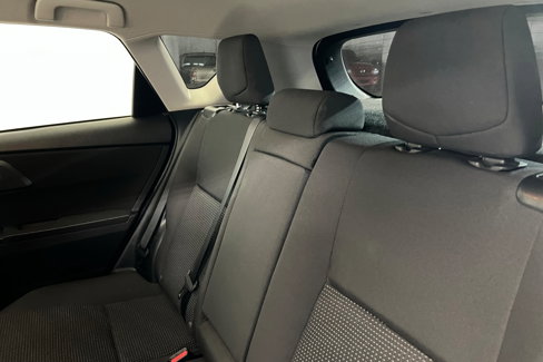 Used 2018 Toyota Corolla iM image 21
