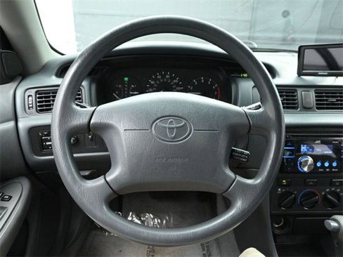 Used 2000 Toyota Camry LE image 23