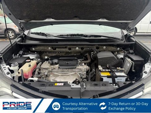 Used 2018 Toyota RAV4 LE image 12