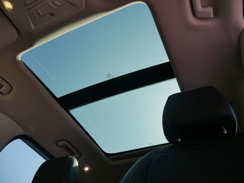 Used 2017 Ford Escape Titanium image 5