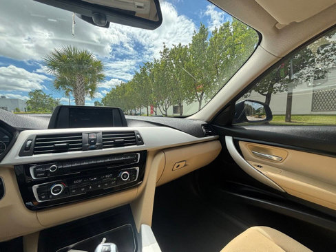 Used 2018 BMW 320i Sedan image 14