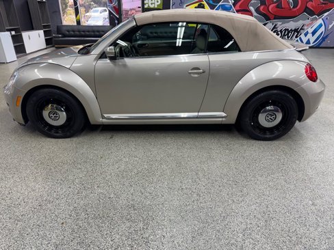 Used 2013 Volkswagen Beetle 2.5 image 2
