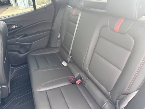 New 2025 Chevrolet Trax RS image 24