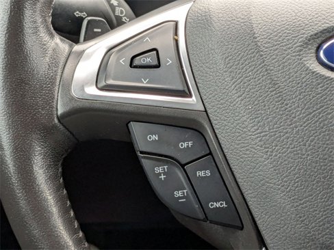 Used 2016 Ford Fusion Titanium image 18