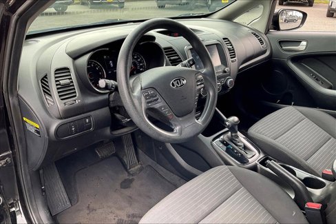 Certified 2018 Kia Forte LX w/ LX Popular Package image 16