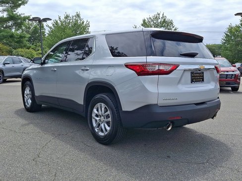 Certified 2021 Chevrolet Traverse LS image 4