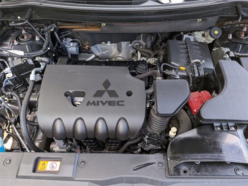 Used 2018 Mitsubishi Outlander LE image 24