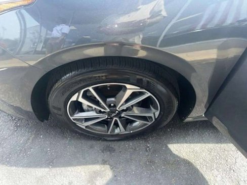 Used 2024 Kia Forte LXS image 18