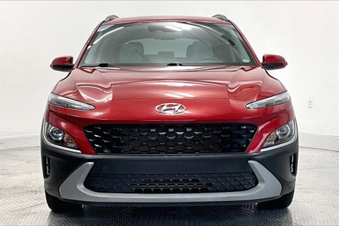 Used 2022 Hyundai Kona SEL w/ Cargo Package image 3