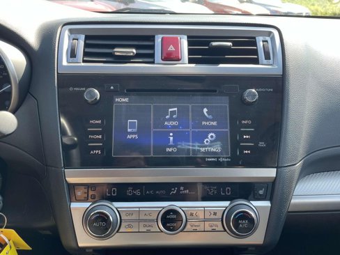 Used 2017 Subaru Outback 2.5i Premium image 19