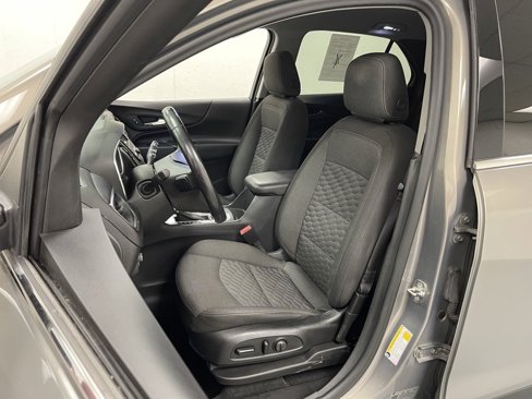 Used 2019 Chevrolet Equinox LT image 18