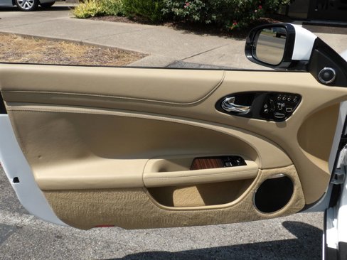 Used 2012 Jaguar XK Convertible image 15