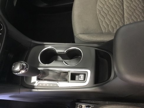 Used 2020 Chevrolet Equinox LT w/ Driver Convenience Package image 34