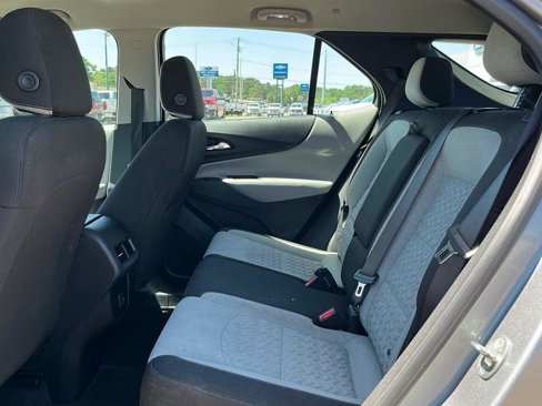 Used 2023 Chevrolet Equinox LS image 17