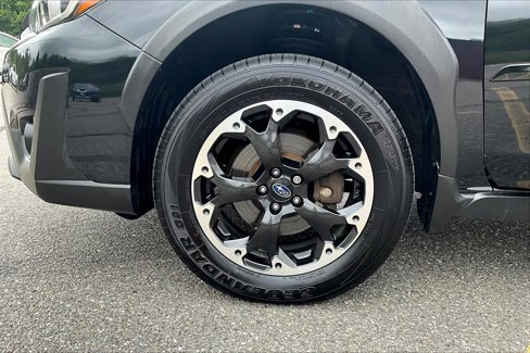 Used 2022 Subaru Crosstrek 2.0i Premium w/ Moonroof Package image 8
