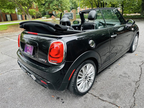 Used 2017 MINI Cooper S image 9