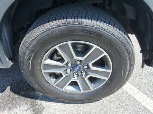 Used 2016 Ford F150 XLT w/ Equipment Group 302A Luxury image 12