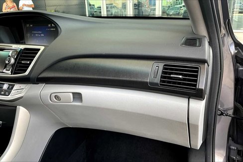 Used 2015 Honda Accord EX-L image 16