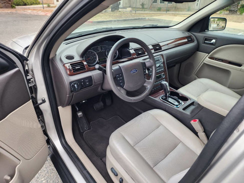 Used 2008 Ford Taurus SEL image 13