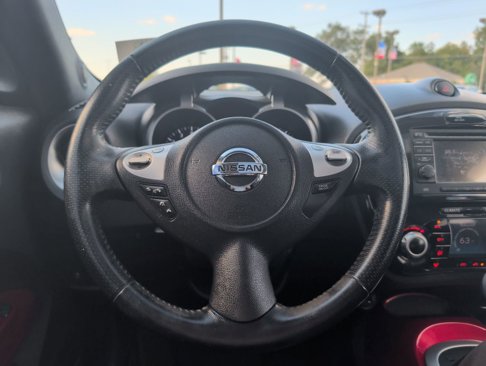Used 2013 Nissan Juke SV image 11