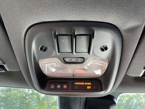 Used 2023 Chevrolet TrailBlazer ACTIV w/ Sun and Liftgate Package image 32