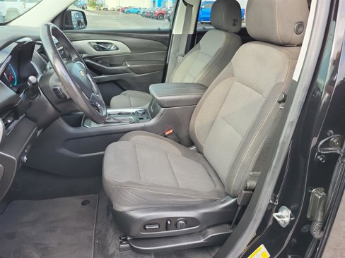 Used 2020 Chevrolet Traverse LT image 18