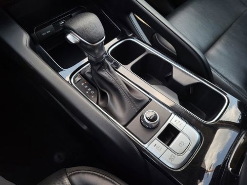 Used 2022 Kia Telluride LX image 41