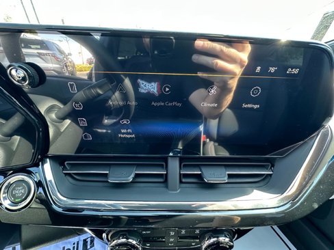New 2026 Chevrolet Trax RS w/ Driver Confidence Package image 19