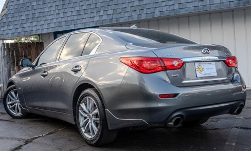 Used 2016 INFINITI Q50 3.0t Premium w/ Driver Assistance Package image 3