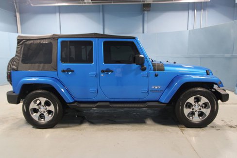 Used 2016 Jeep Wrangler Unlimited Sahara image 31