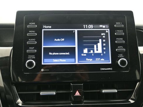 Used 2021 Toyota Camry SE image 13