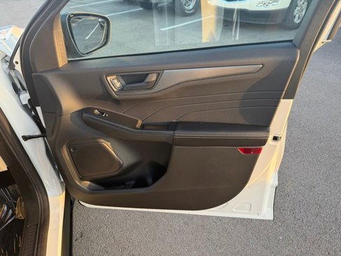 New 2025 Ford Escape Active w/ Cold Weather Package image 25