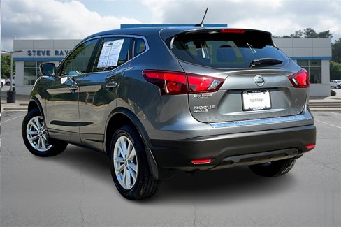 Used 2019 Nissan Rogue Sport S w/ Appearance Package image 4