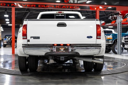 Used 2002 Ford F350 Lariat image 11
