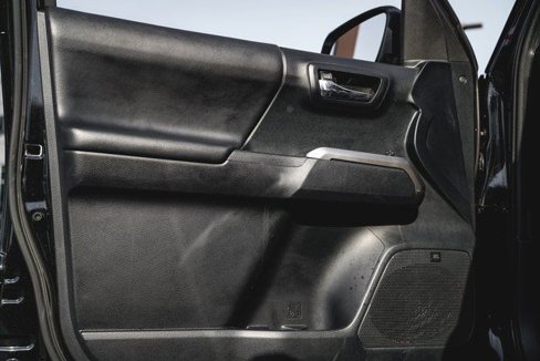 Used 2019 Toyota Tacoma Limited image 13