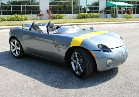 Used 2006 Pontiac Solstice Convertible w/ Premium Package image 9