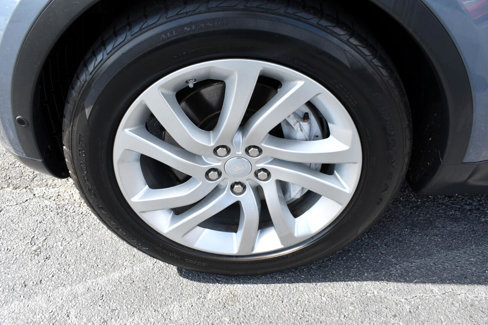 Used 2019 Land Rover Discovery HSE image 36