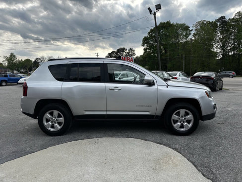 Used 2014 Jeep Compass Latitude image 7