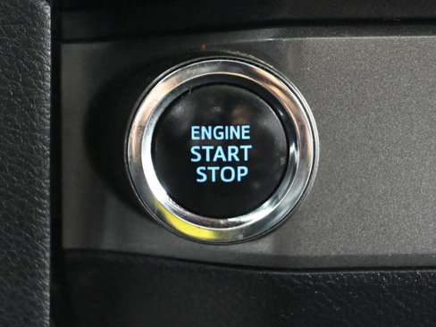 Certified 2017 Toyota Tacoma TRD Sport image 27